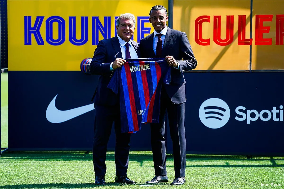 barcelone laporta paie de sa poche pour inscrire kounde icon ps 220801 026 348967