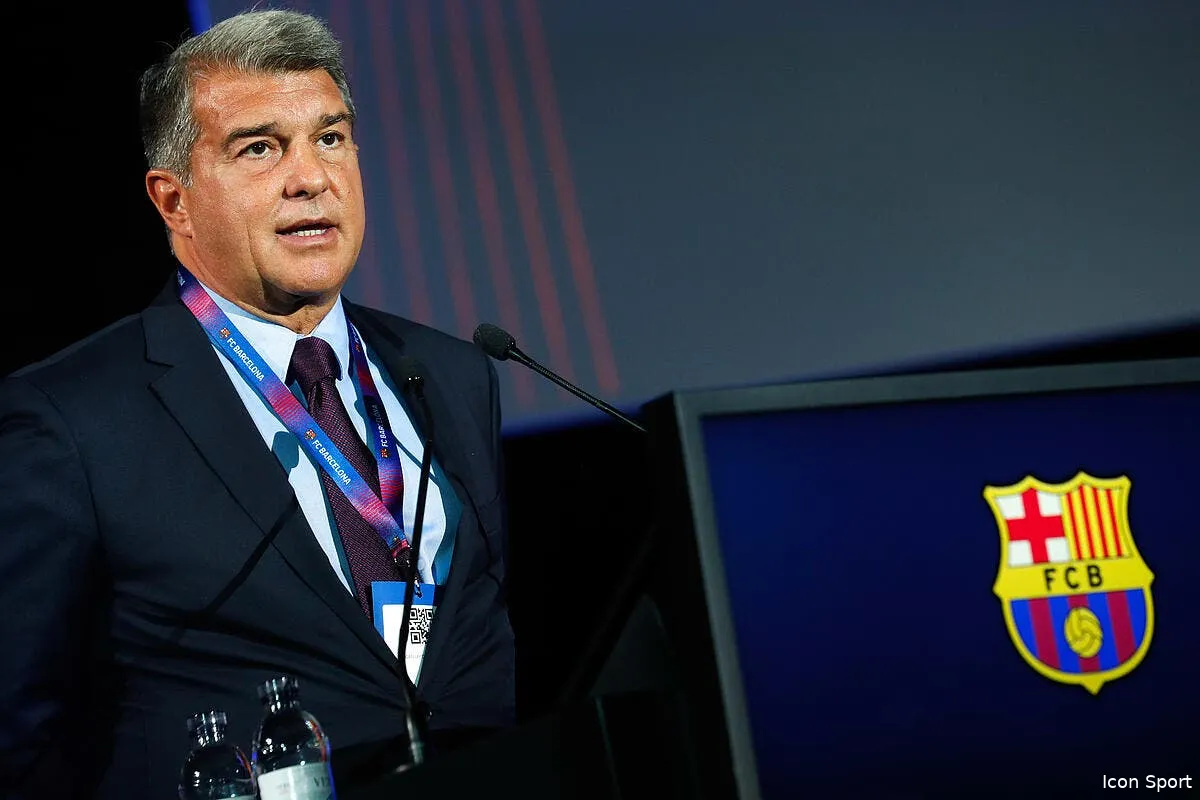 barcelone le qatar pret a humilier laporta pour xavi icon ecommercefotos ecommerce2 117952537 327163