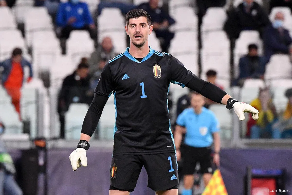 belgique thibaut courtois son tacle assassin a l uefa icon ab1 5045 325571