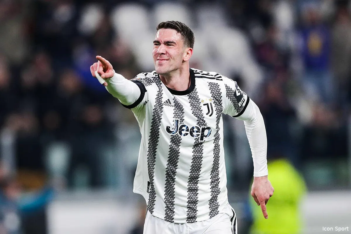 benzema menace le real a trouve son prochain buteur icon sipausa 44550085 357266