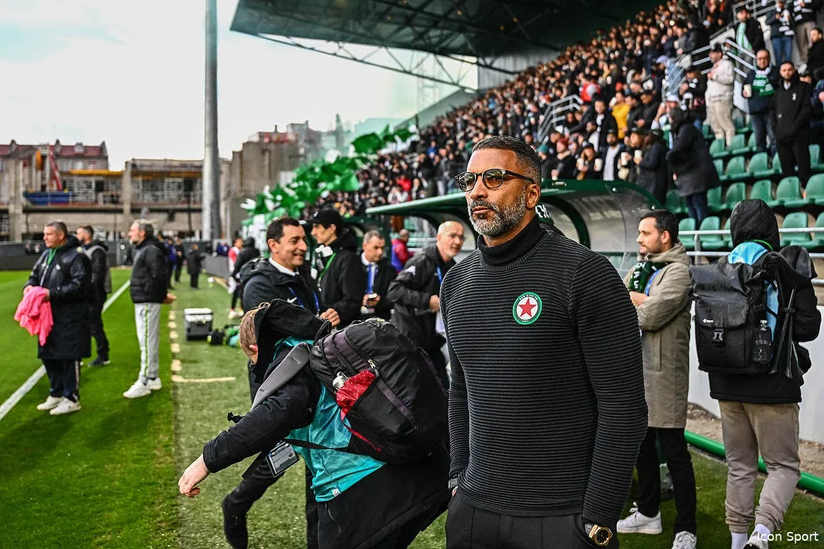 beye menace de quitter le red star deux clubs de ligue 1 attaquent iconsport 211436 0150 374763