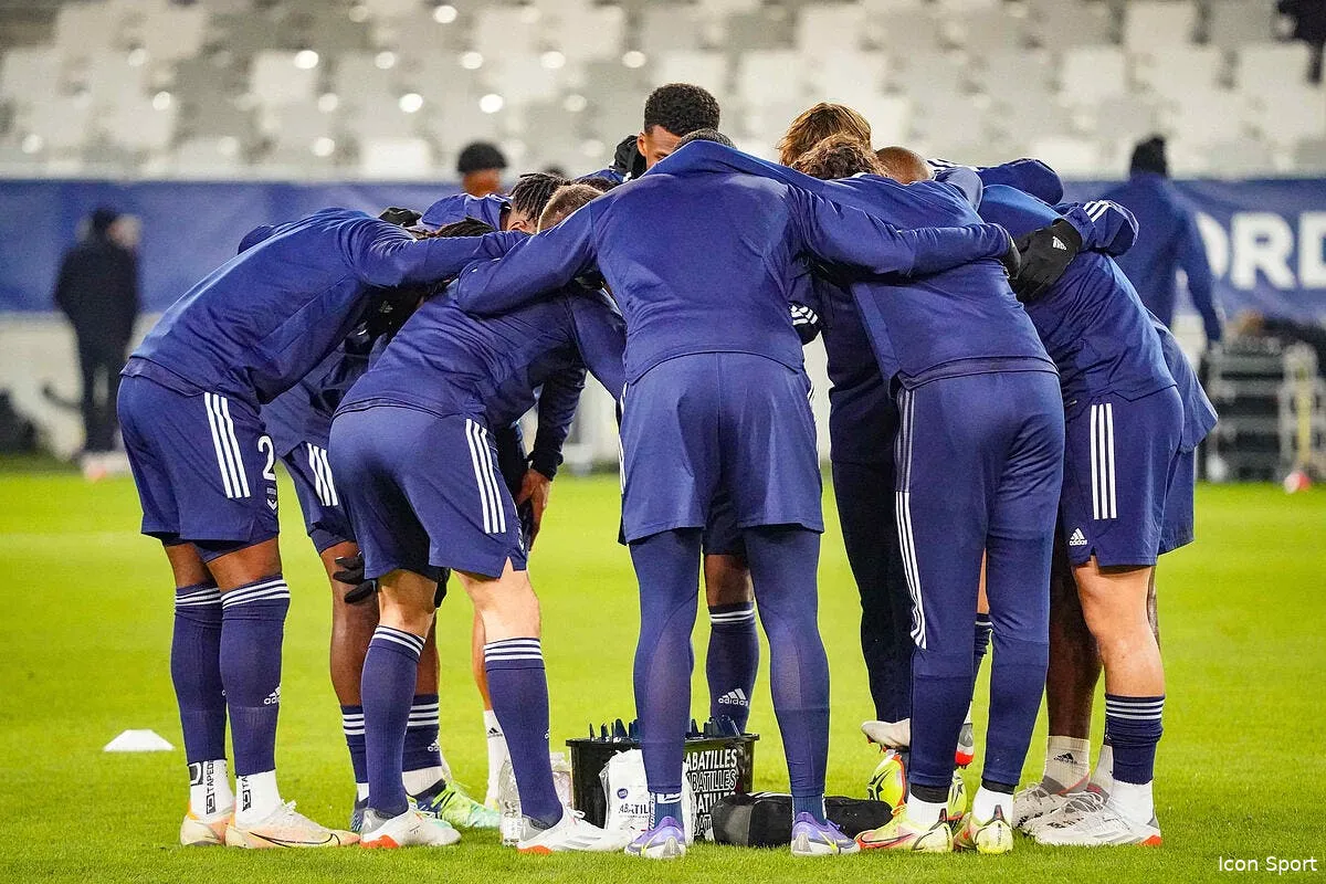 bordeaux ne jouera en coupe qu avec sept joueurs pros icon 211222p17749 331517