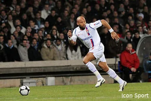 boumsong refute la crise 15083