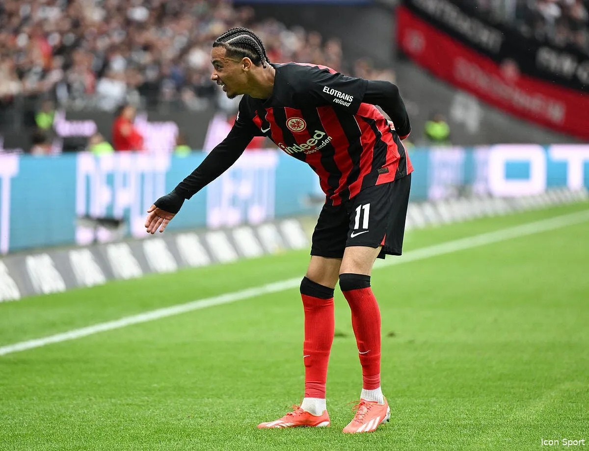 bundesliga le bayer leverkusen intraitable a francfort iconsport 218702 0048 375434