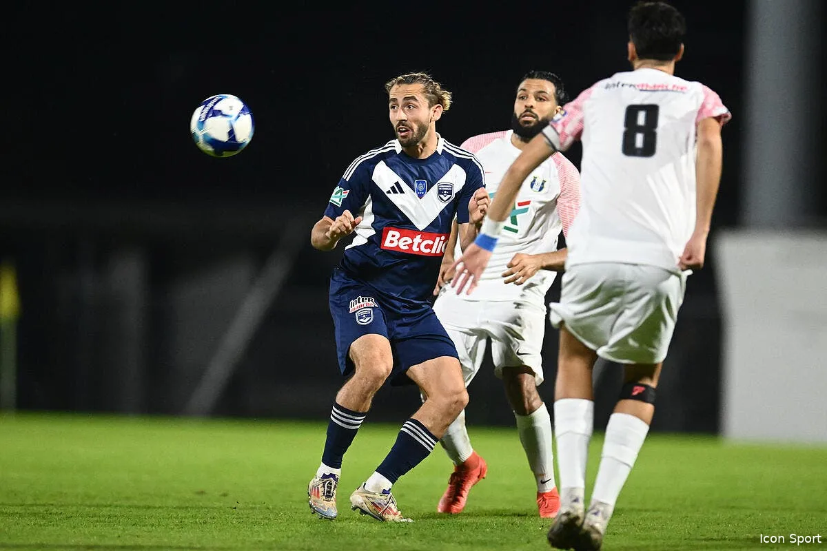 cdf bordeaux se qualifie sans trembler pour le 6e tour iconsport 241850 0008 382509