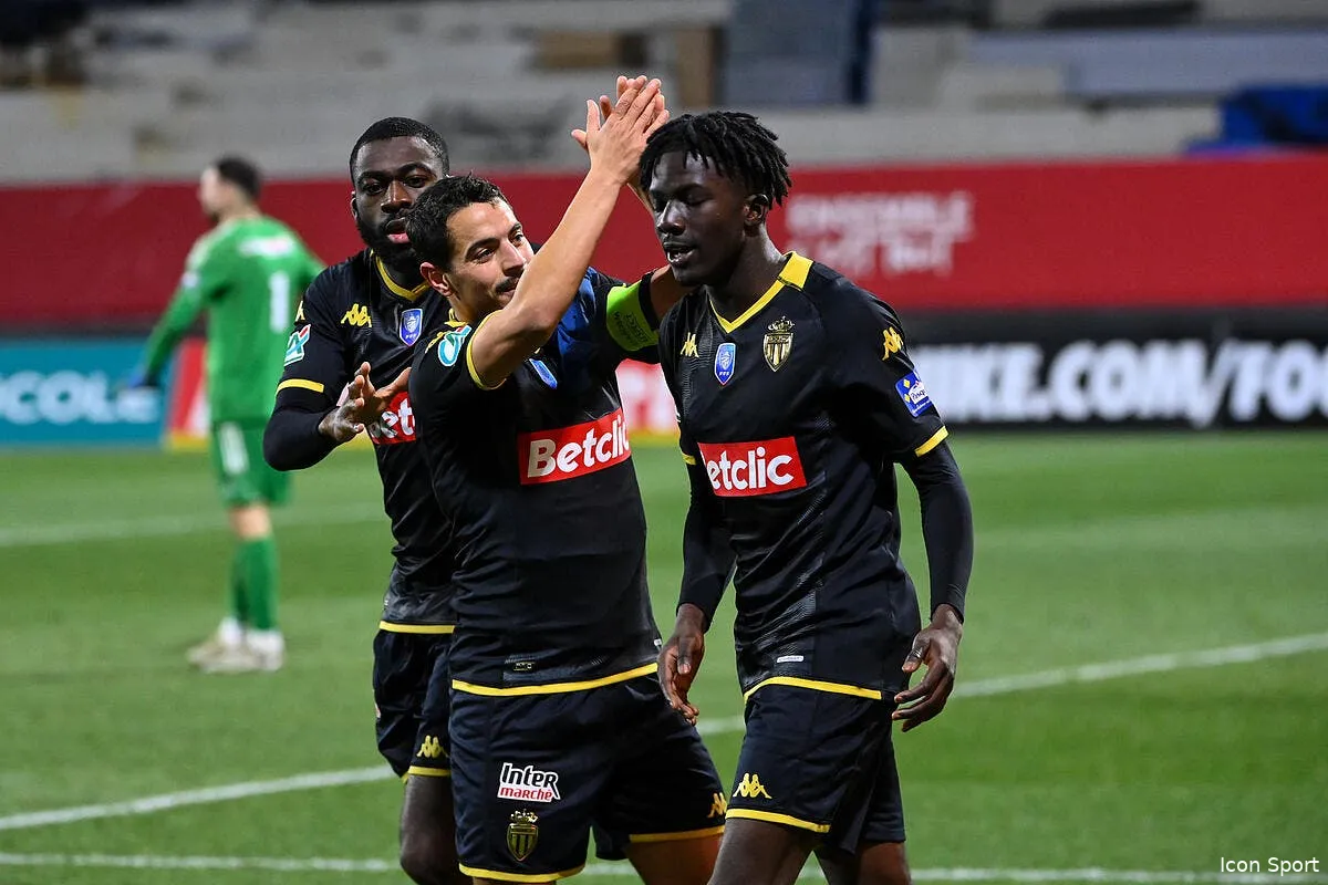 cdf brest et monaco soufflent nantes pleure l exploit pour le puy icon 200124ad34082 370822