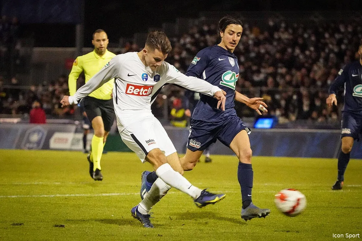 cdf ici c est versailles bergerac s eteint icon 220209p50567 334411