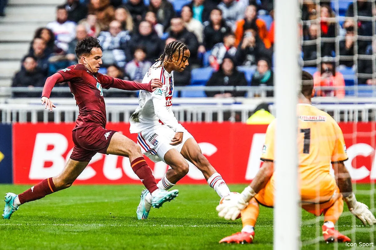 cdf l ol se qualifie mais se ne rassure pas icon 25i5406 355523