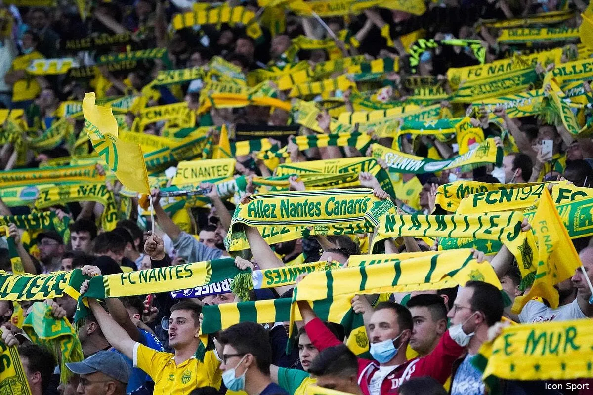 cdf les supporters de nantes interdits a nantes icon elnaly 123 334443