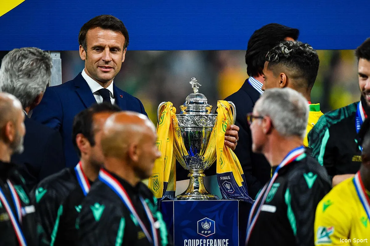 cdm 2022 les francais veulent que macron se mouille icon bap 070522 93 252 352089