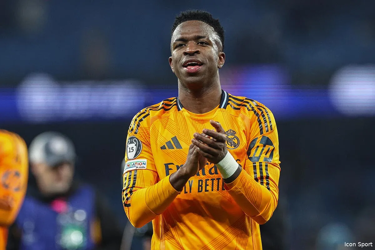 city real vinicius homme du match les fans s etouffent iconsport 252013 0047 388326