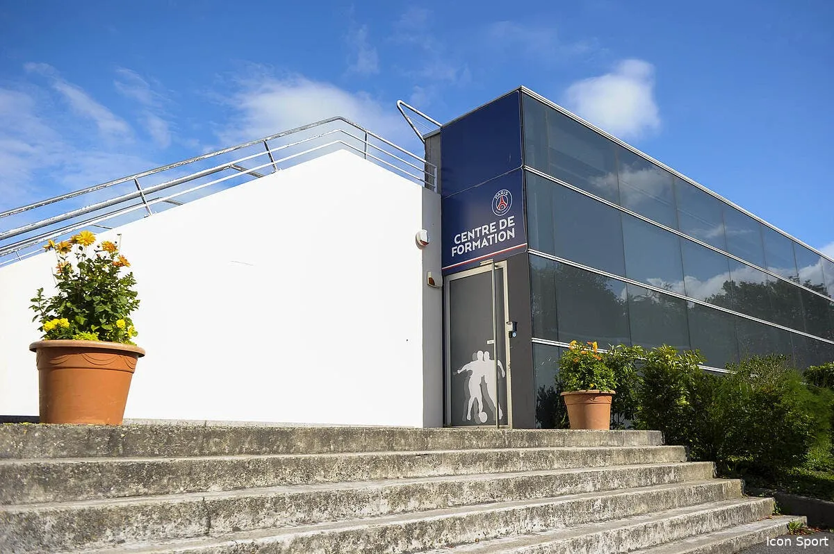 covid le centre de formation du psg rouvre ses portes icon fer 200815 10 23 309885