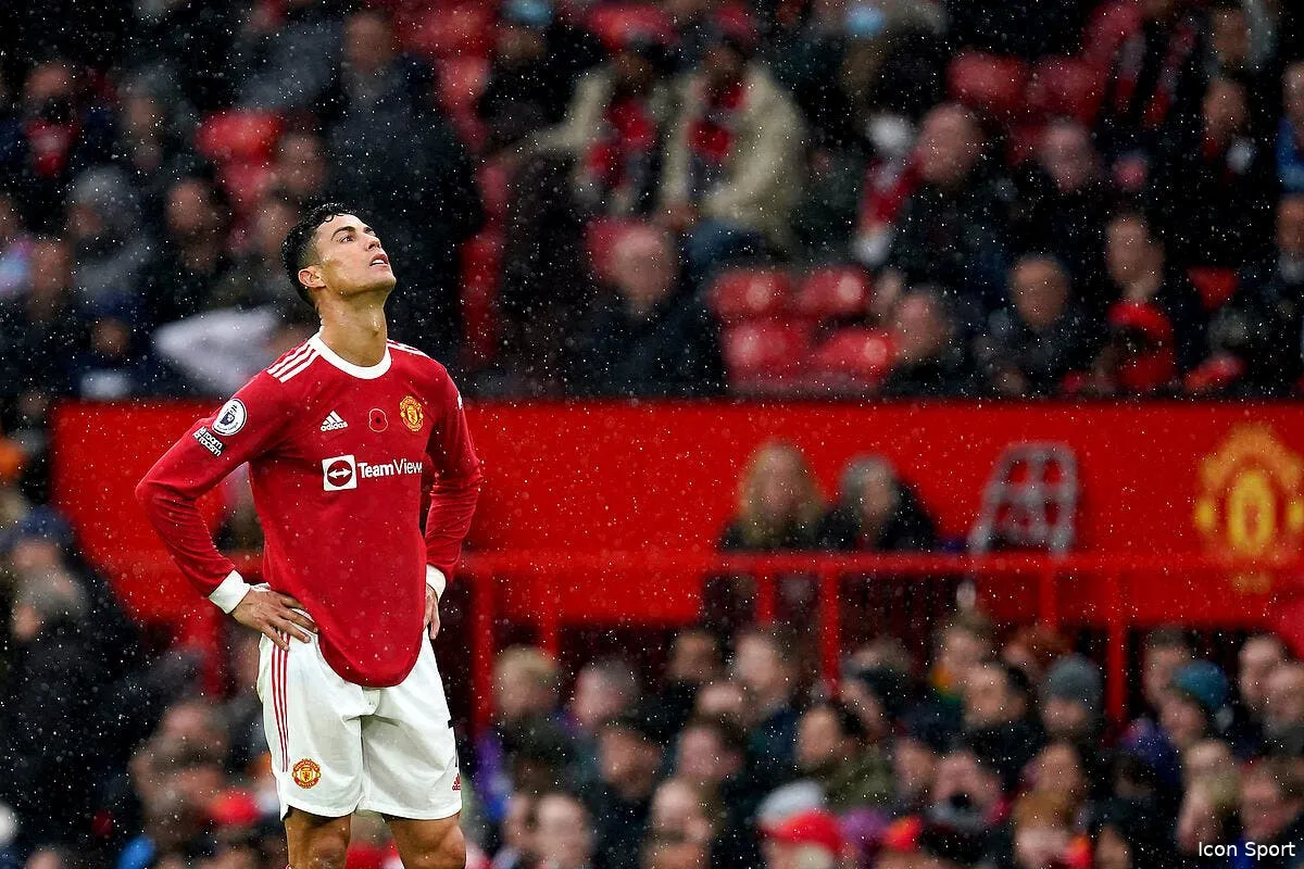 cristiano ronaldo fait peter la tirelire man united retient ses larmes icon 001784 0058 328317