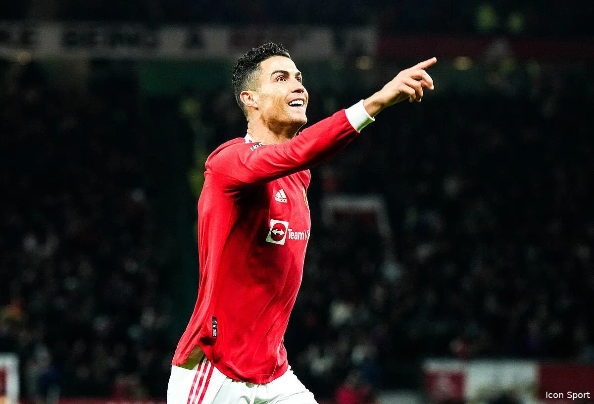 cristiano ronaldo l incroyable decision icon 009962 0107 330001