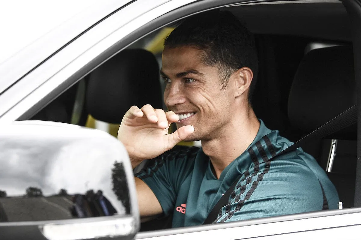 cristiano ronaldo lache un gros cheque pour reparer cette boulette icon lp 11338578 344017