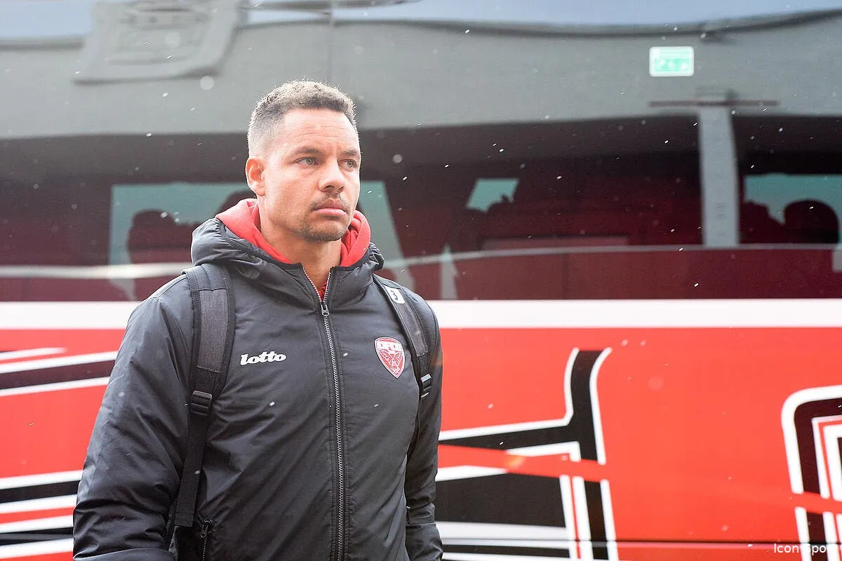 daniel congre a grille trois legendes de l ol iconsport 158528 0069 385242