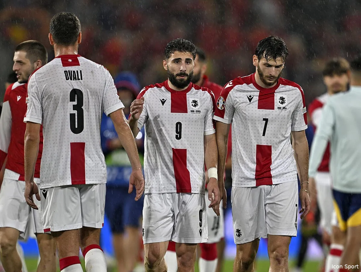 davitashvili va aider le psg a signer kvaratskhelia iconsport 233407 0311 384651