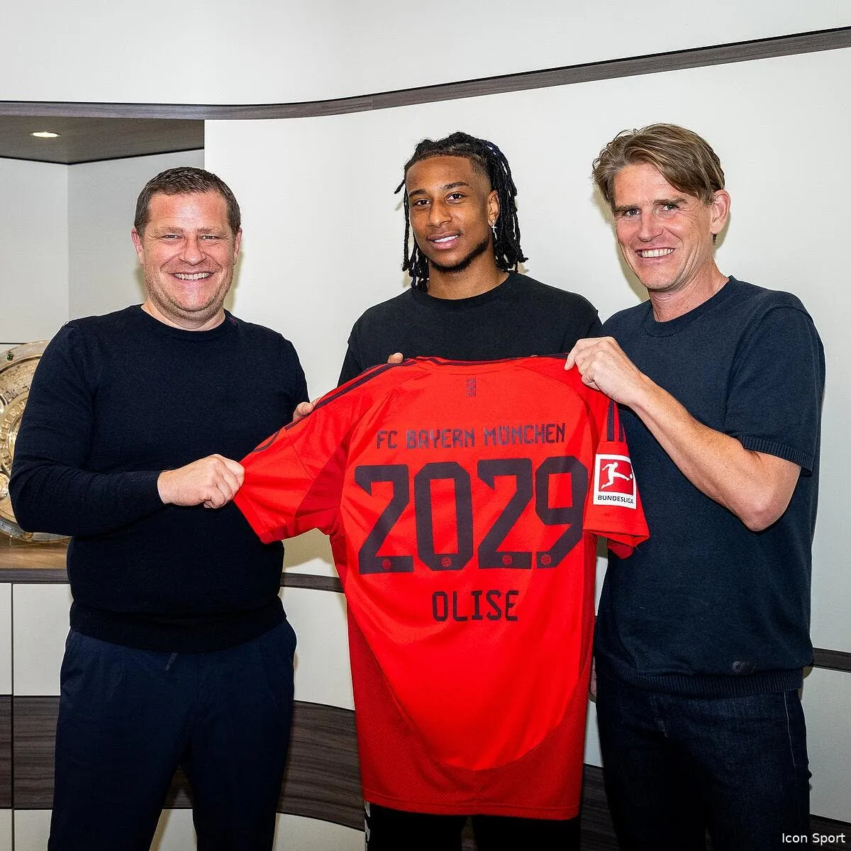 deux recrues pour 103 me le bayern dechaine olise 378188