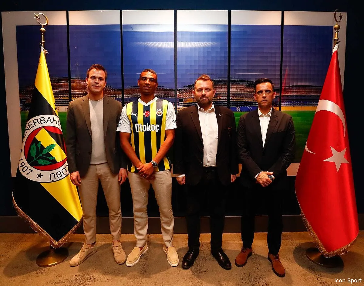 djiku quitte strasbourg et signe a fenerbahce 01a6a1c4 fbac 453f bd57 6c54bdee357c 362655