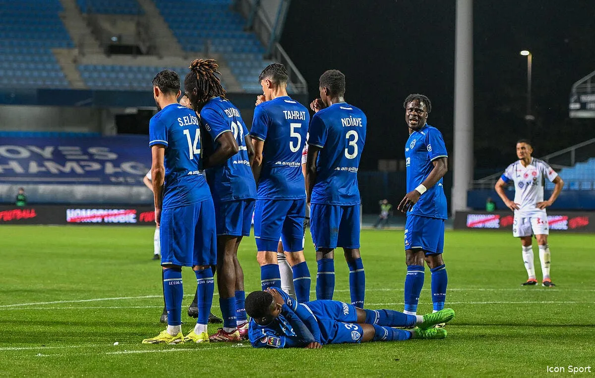 dncg troyes remplace bordeaux en ligue 2 iconsport 224199 0089 379121