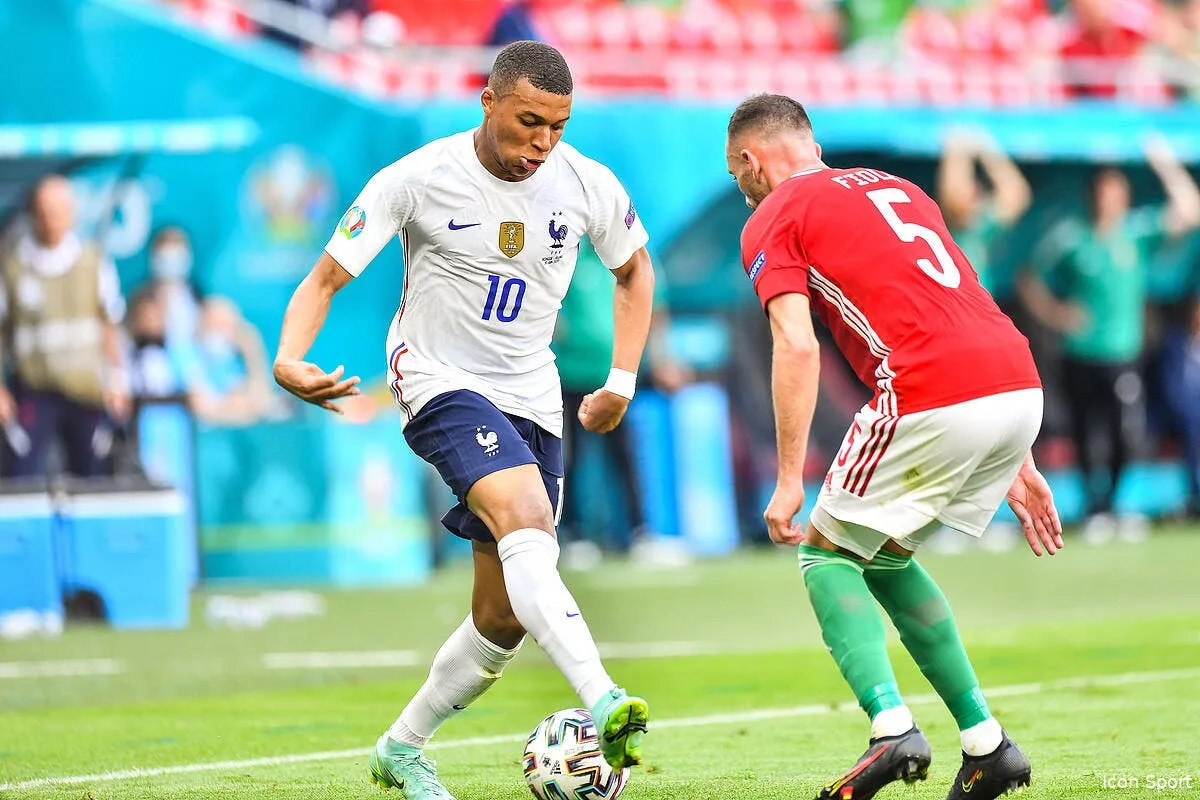 edf deschamps confie une mission a mbappe icon bap 190621 93 118 317209