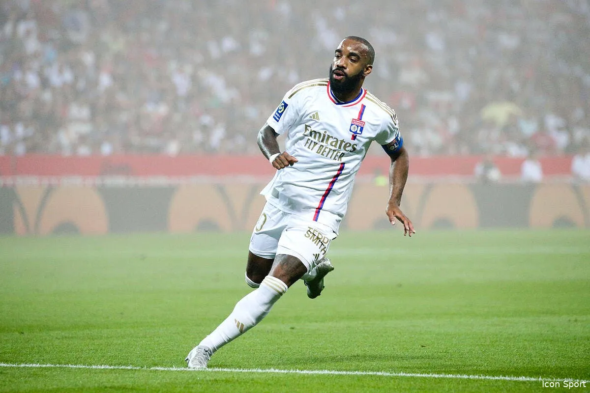 edf didier deschamps fait un aveu terrible pour lacazette icon b28y6804 361249