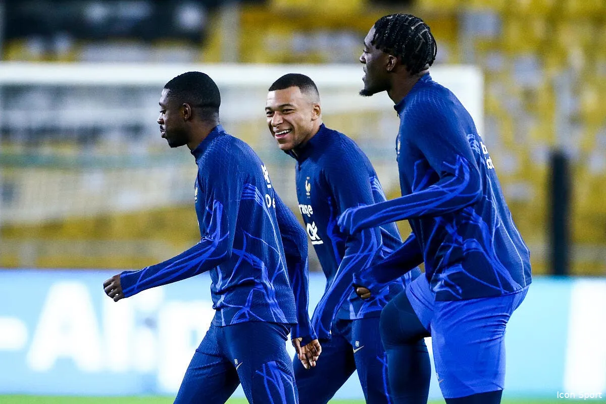 edf l etrange maillot des bleus a l euro devoile icon 6034028 370626