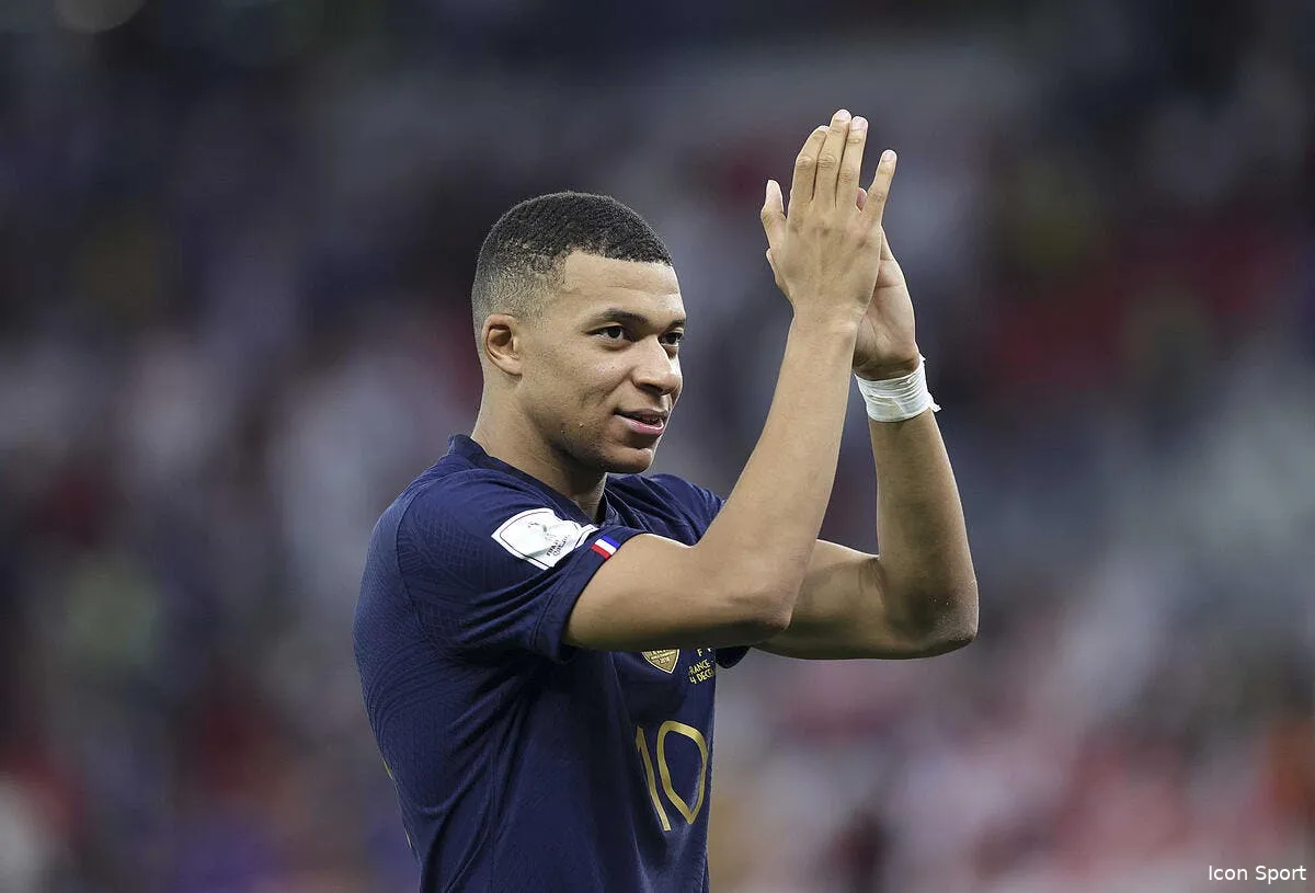 edf mbappe capitaine deschamps n a pas tranche icon 387149972 358156