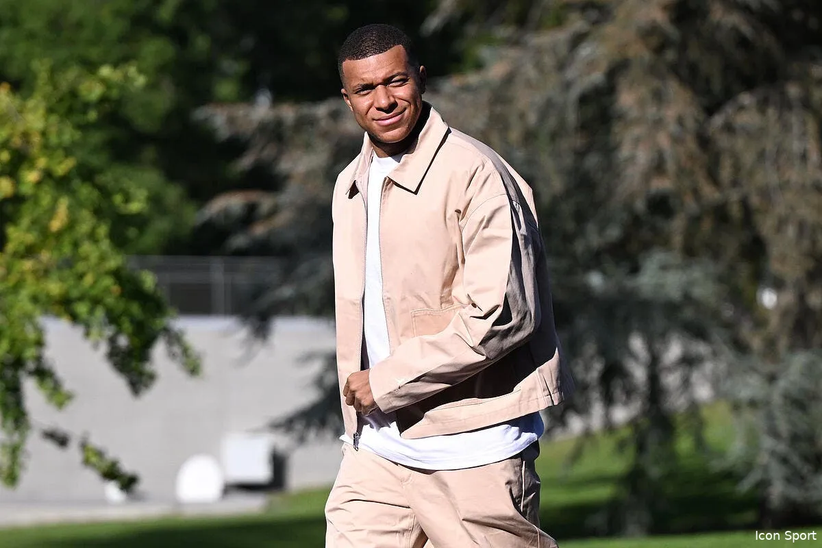 edf mbappe ne marque plus deschamps accuse le psg icon ab8 9554 366499