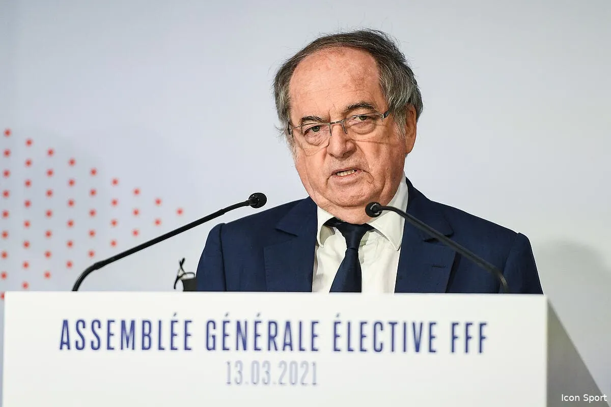 edf une bande de faux culs larque detruit le graet icon dib 130321 10 48 315247