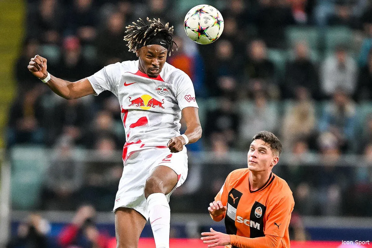 edf une surprise colossale signee deschamps en defense icon 588 sharbl20221102 036 353313