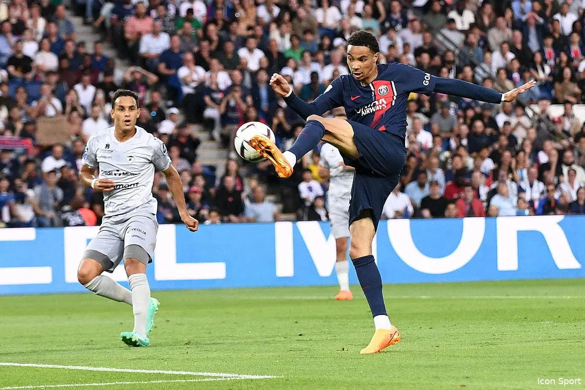 ekitike et le psg ca sent le depart icon pl2 6261 361345