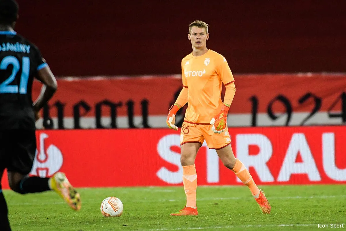 el monaco prend completement l eau a trabzonspor icon dsc3013 352332