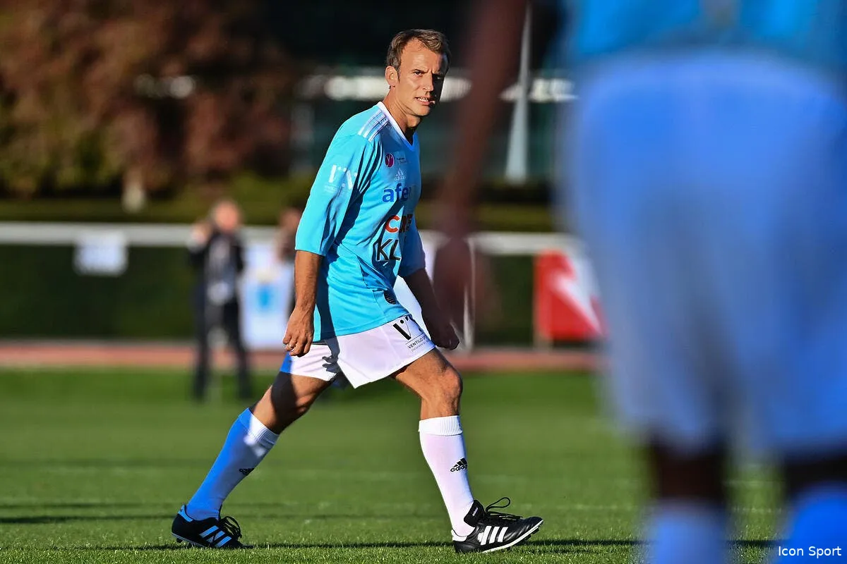 emmanuel macron meprise le foot rothen furieux icon dib 141021 11 49 331723