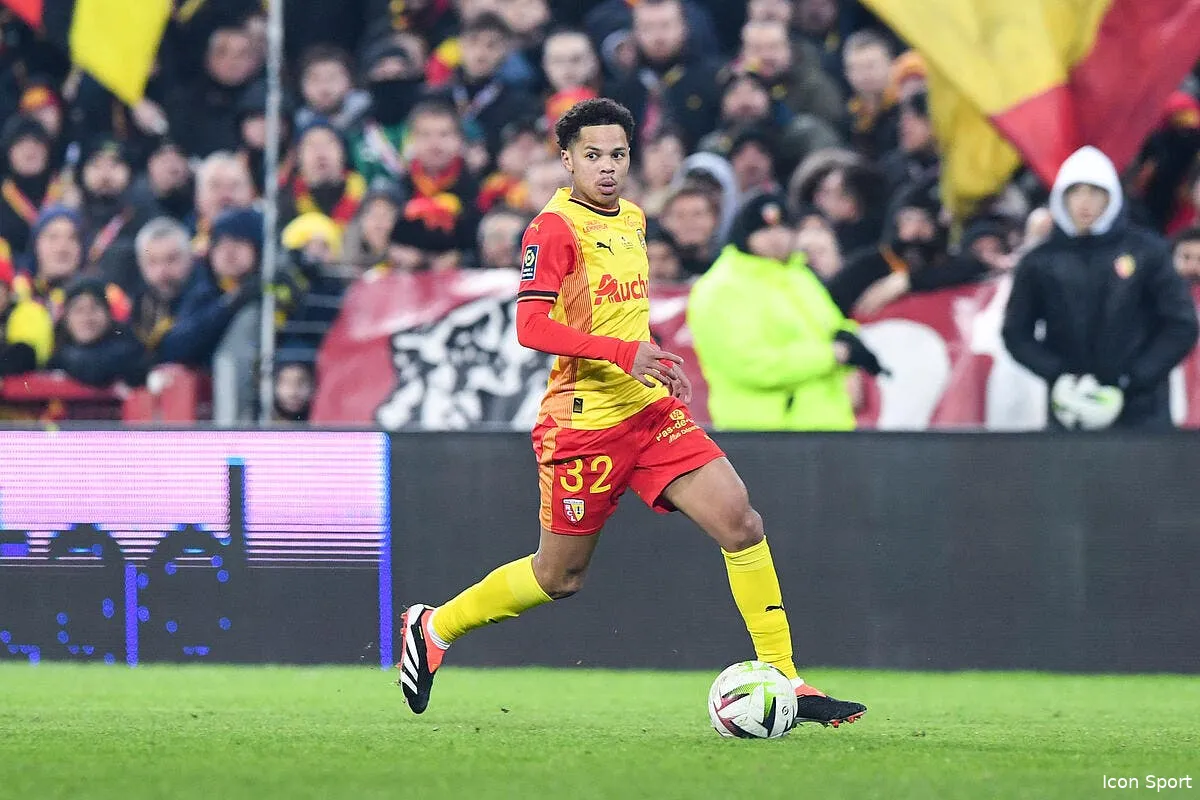 encore une recrue a rennes un ancien espoir de lens debarque iconsport 186625 0260 387882