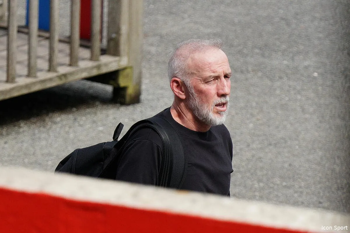 eric roy previent le psg brest sera pret dans un mois iconsport 238170 0026 381142