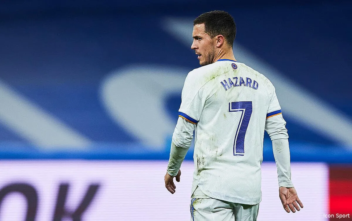 esp hazard fait un terrifiant constat au mercato icon 014819 0100 332711