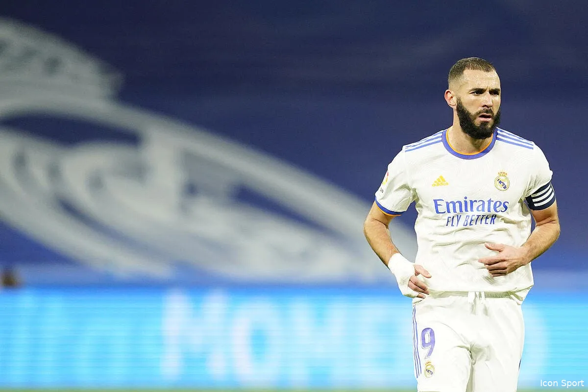 esp karim benzema choque le vestiaire du real icon ps 211027 072 327207