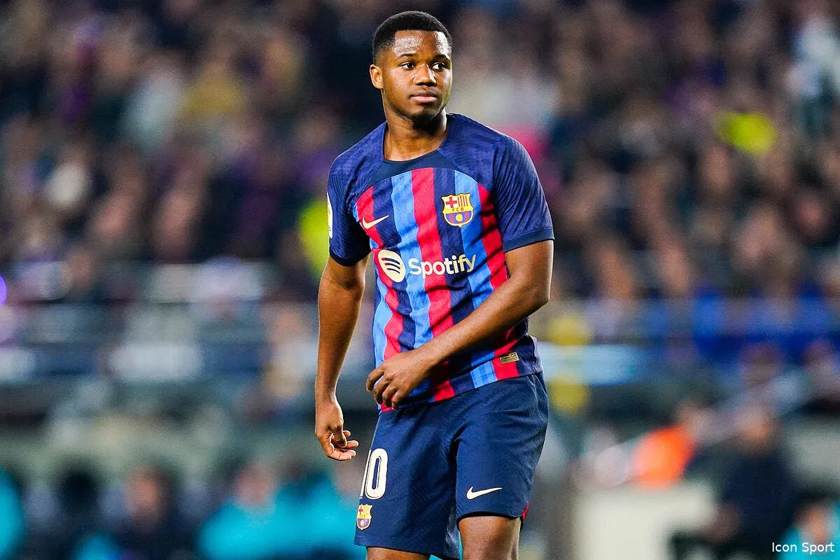 esp le pere d ansu fati declare la guerre au barca icon ps 230219 053 358624