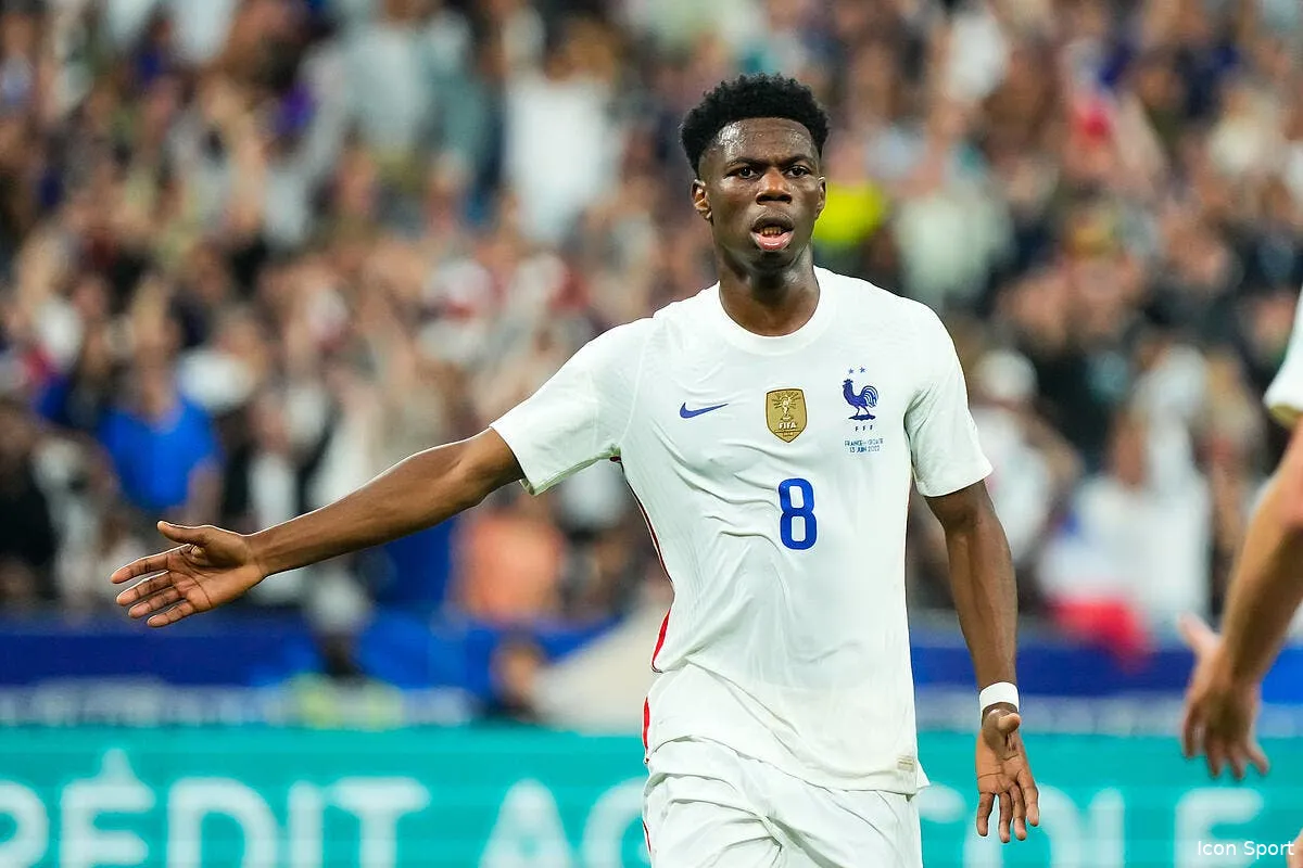 esp tchouameni se glisse entre zidane et ronaldo a madrid icon 13062022 dsc0448 343415