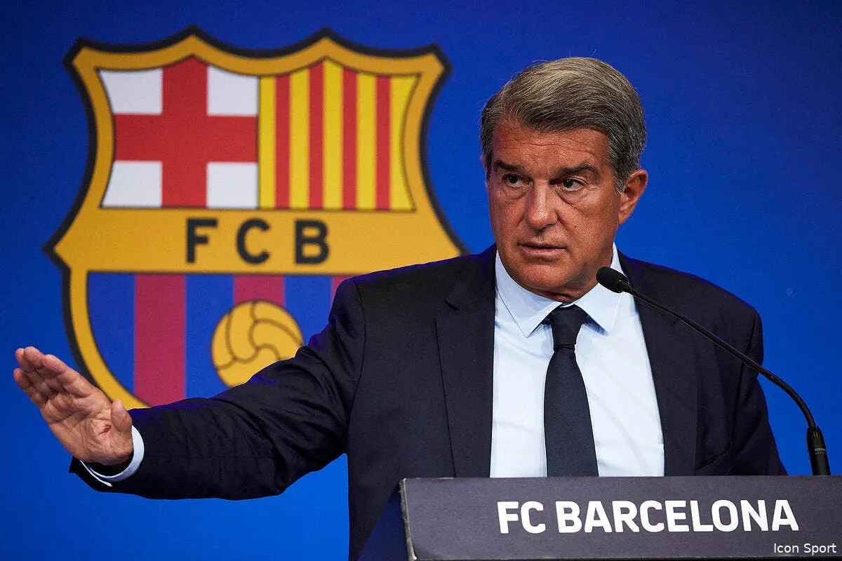esp trois coachs dans le viseur le barca s agite icon brefesport20210816 017 323683