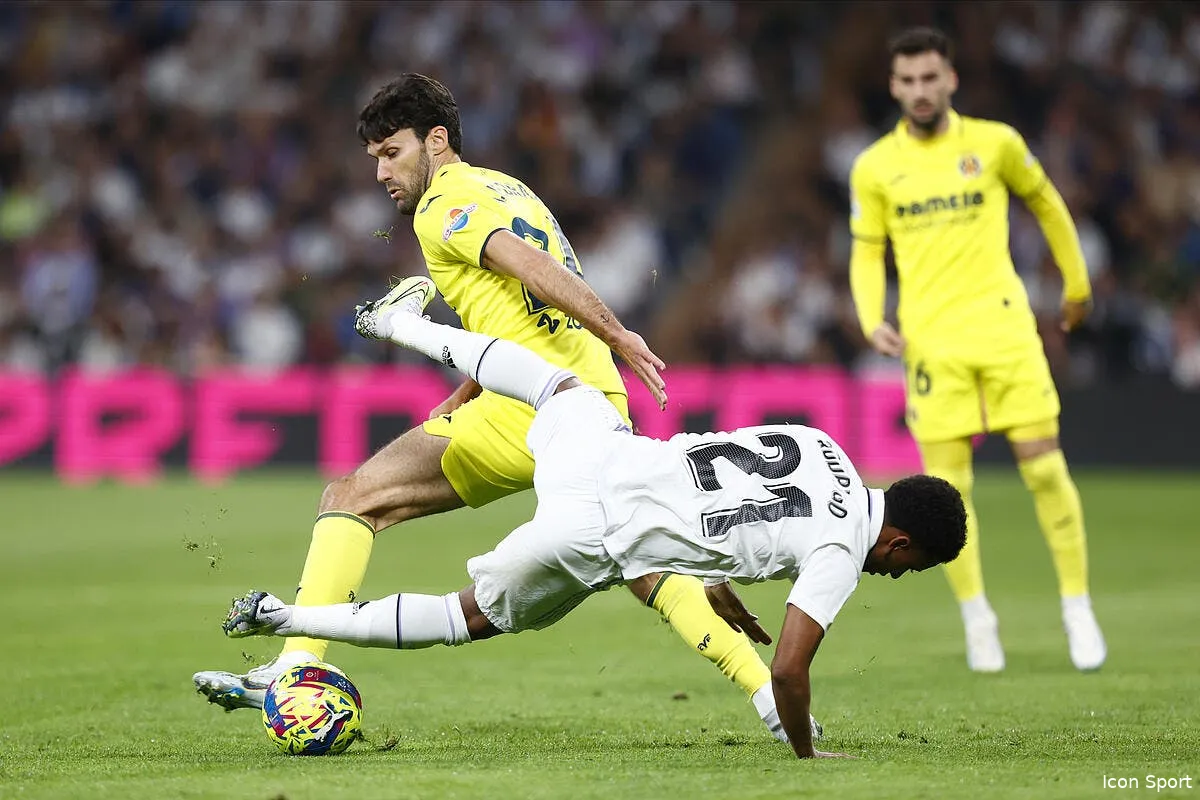 esp villarreal torpille le real et offre le titre au barca icon ccb 080423001 022 359019