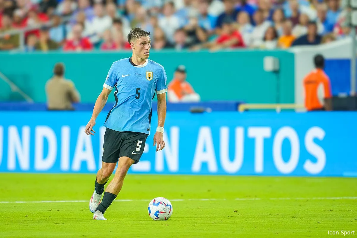 fabrizio romano l affirme le joueur parfait evolue au psg iconsport 233074 0018 379730