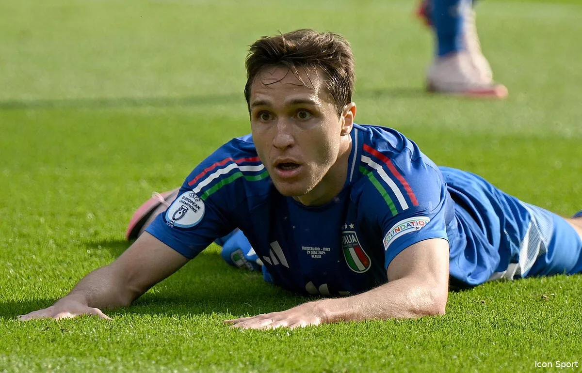 federico chiesa a l om pablo longoria harcele iconsport 233311 0087 379326