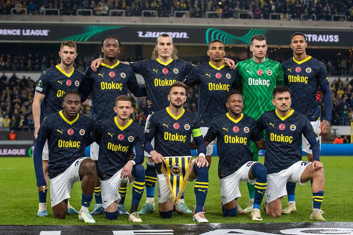 fenerbahce en ligue 1 vers un gros coup de tonnerre iconsport 195304 0055 373660