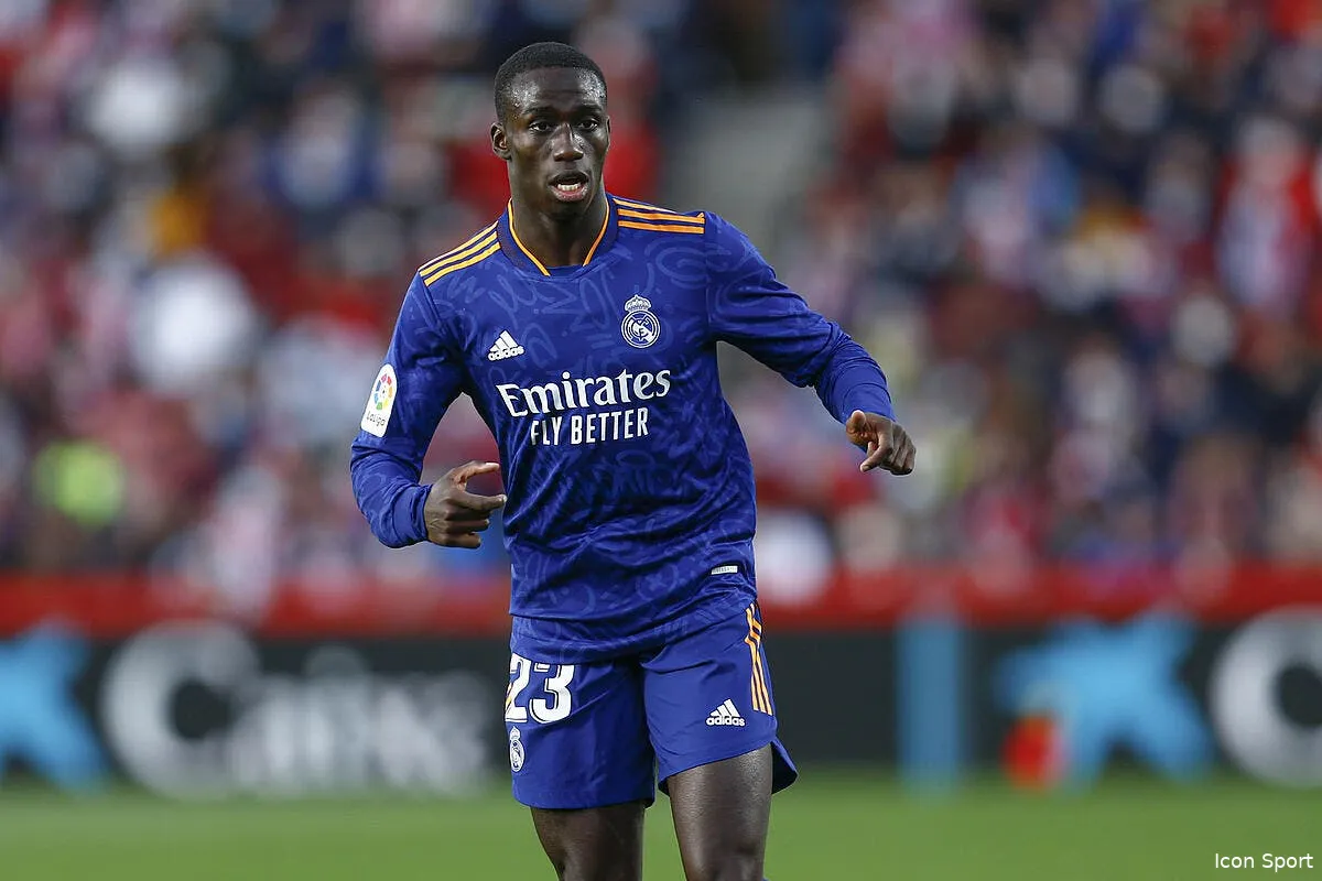 ferland mendy le psg vise du costaud a gauche icon 006203 0045 328877