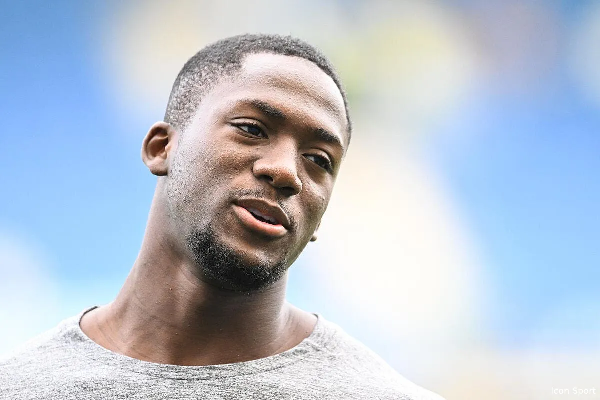 france konate et la sante mentale il va droit au but icon iconsport fil brighton liverpool 020 366564