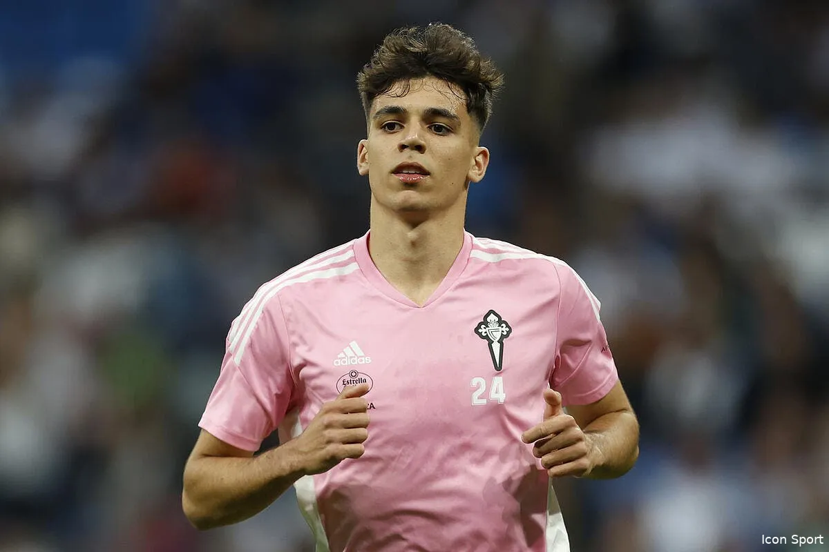 gabri veiga le psg tient son milieu de terrain surprise icon ps 230422 066 362363