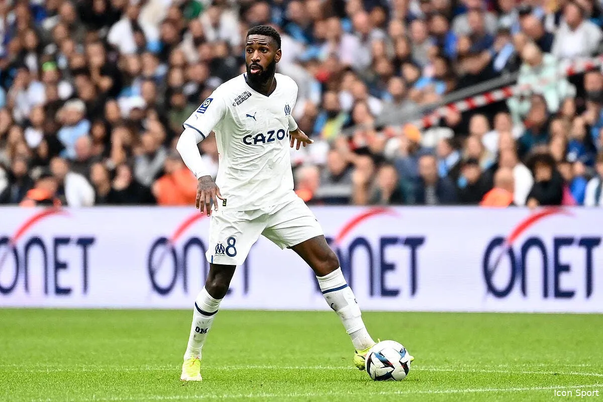 gerson depasse les bornes clash a l om icon adi 9910 352841