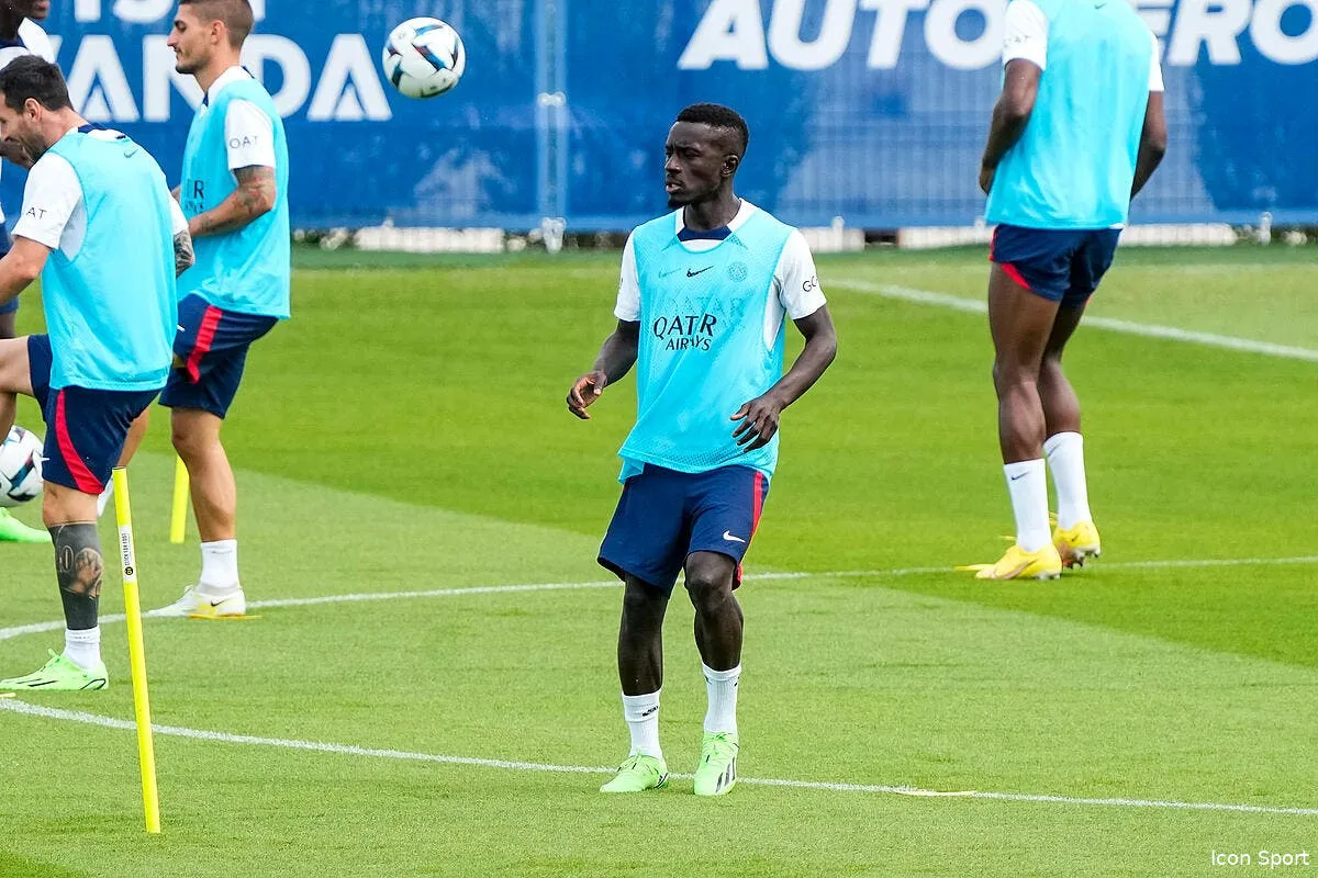 gueye doit partir le psg va se montrer patient icon 04082022 dsc5948 348401